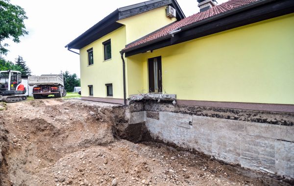 Cost of Foundation Repair in Elk Grove